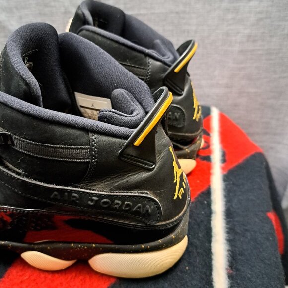 %Nike Jordan SIZE 13 Men 6 Rings 322992-007 Black Metallic Gold AJ20 main image 4